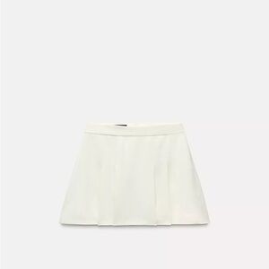 Chic White Mini Skirt for Women
